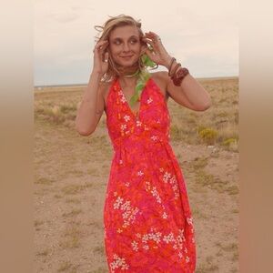 Vintage 1960s–70s Beautiful Hawaii Wear Halter Maxi Dress size medium